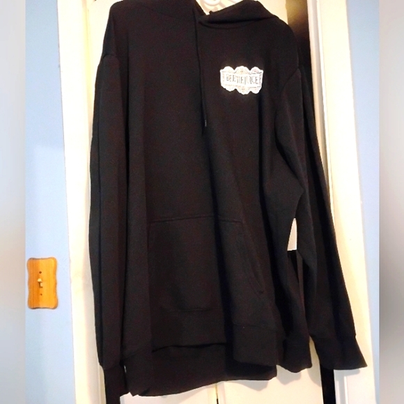 🖤🤍 NWT Mens New Beetlejuice 3X Clothing Gear Hoodie Tshirt Rain Snow - Picture 7 of 8